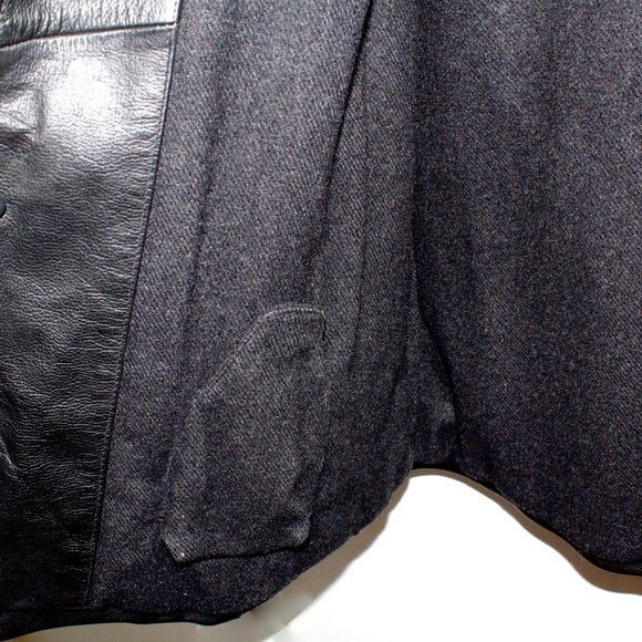 Vintage 90s J. Crew Boxy Leather Jacket - Picture 8 of 16